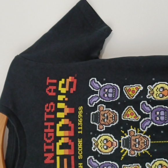 ✨3/$25✨Youth "Five Nights At Freddy's" Game Tee - M (7/8) - Picture 3 of 7